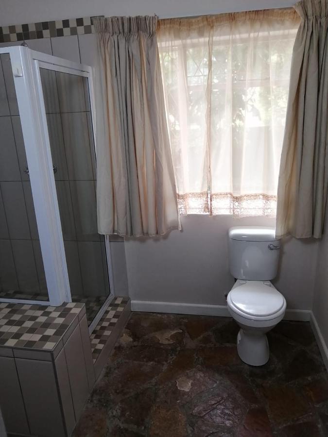 36 Mount Road Guesthouse And Self Catering Port Elizabeth Luaran gambar