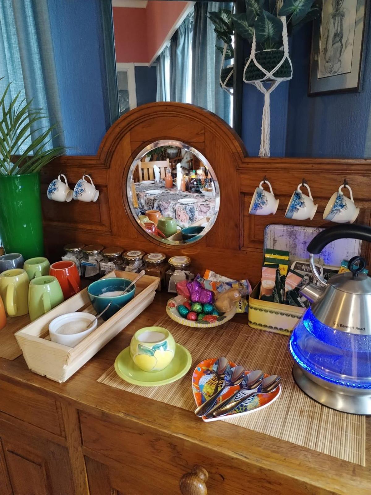 36 Mount Road Guesthouse And Self Catering Port Elizabeth Luaran gambar