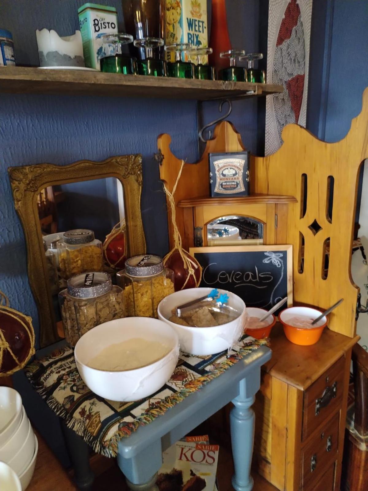 36 Mount Road Guesthouse And Self Catering Port Elizabeth Luaran gambar